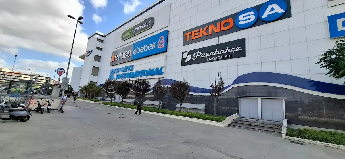 Should You Take the Via Lingua TEFL Course in Istanbul? My Candid Review After Four Weeks