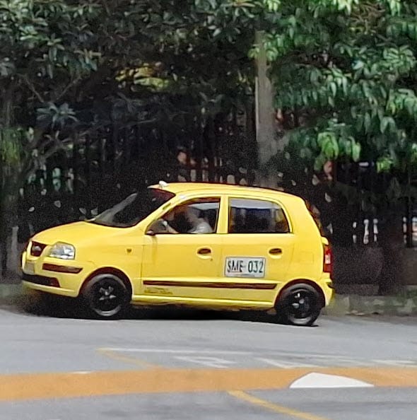 Medellin Ride-Sharing and Taxis: What You Need to Know